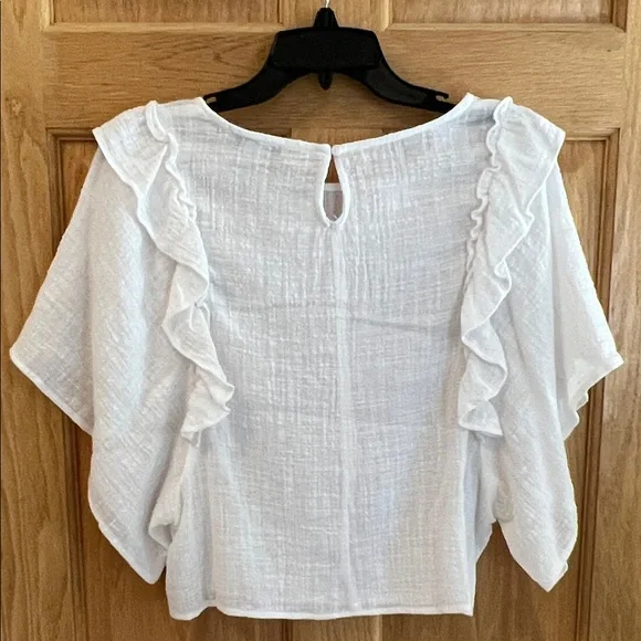 FAVLUX - Pretty White Ruffle Sleeve Blouse - Medium - Picture 2 of 16